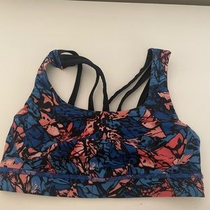 LULULEMON bra size 4